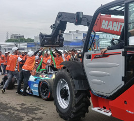 Manitou &amp; PT Indo Traktor Utama at Jakarta Formula E 2025