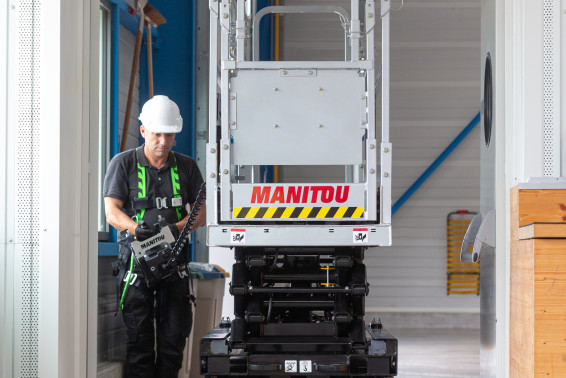New scissor lifts - Manitou New scissor lifts - Manitou