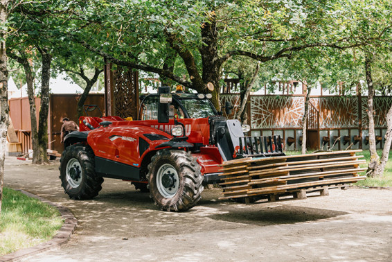 application_construction_telehandler_mt_930_h_manitou