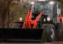 manitou header agriculture articulated loaders MLA-7 application
