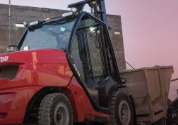 manitou header industry forklifts MSI application materials