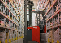 manitou header industry warehousing ER application logistics