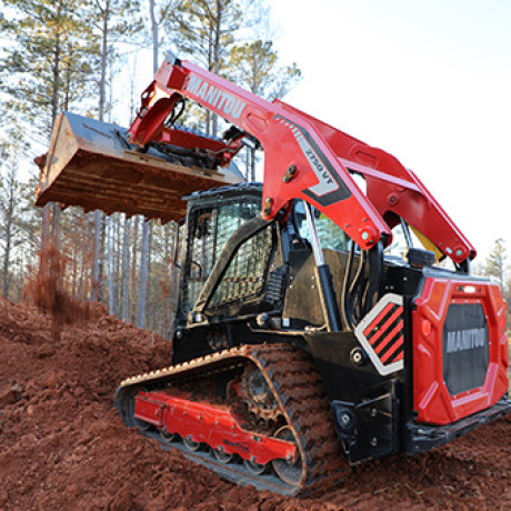 manitou.com compact track loader 2300 VT mud