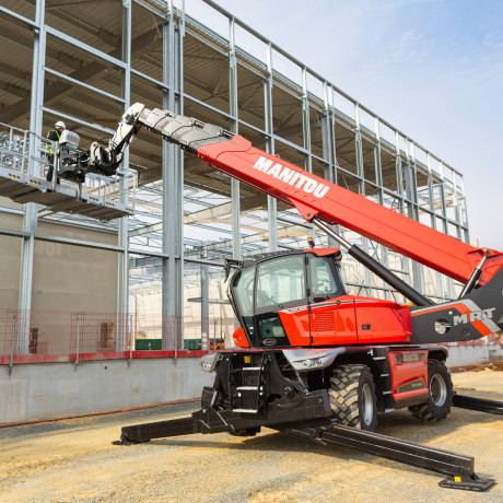 application_rotating_telehandler_mrt_3060