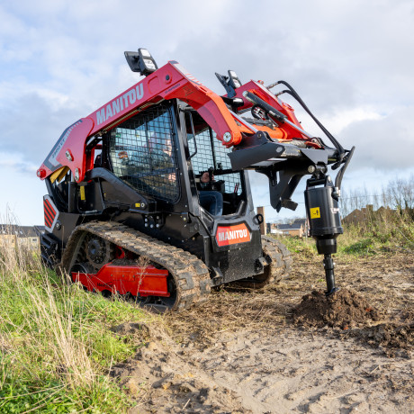 2300 VT TRACK LOADER
