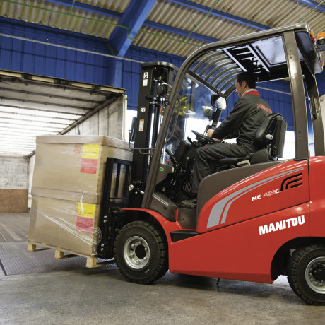application_electric_forklift_truck_me_425c_manitou