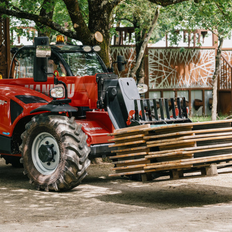 construction manitou pallet forks