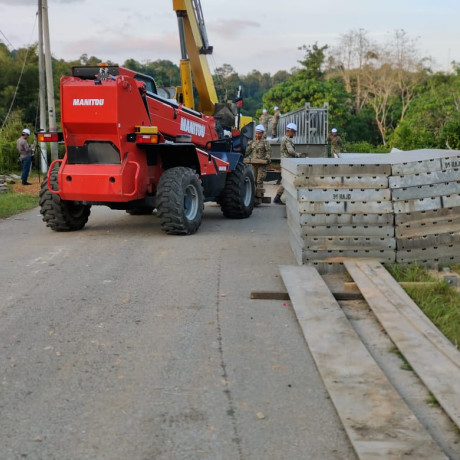 MXT 1740 MANITOU application
