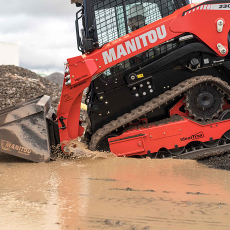 Application compact track loader 2300vt Manitou