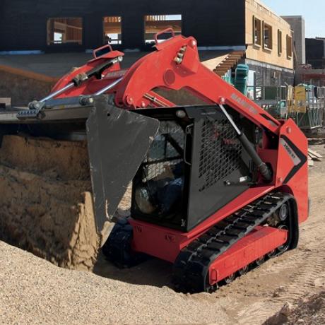 manitou compact loaders application 2500RT NXT3 DumpSand