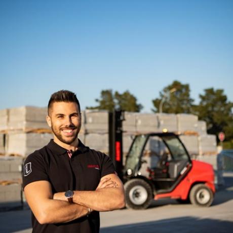 manitou machines human industry