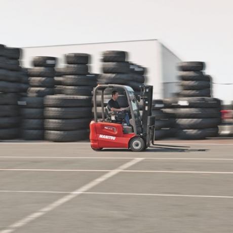 manitou machines industry forklift trucks ME 
